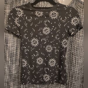 Black Celestial Sun Moon Star Print Ribbed Tee ~ No Boundaries Small